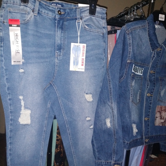 Definitely Denim! - Picture 4 of 16